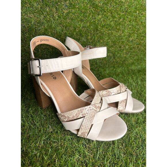 TORRID Caged‎ Front Stacked Heel Sandals Bone/Snakeskin 9W - Picture 13 of 13